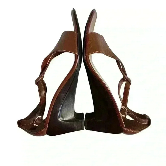 Chadwick’s Women's Brown Leather T-Strap Wedge Sandals Size 7.5 - Picture 9 of 9